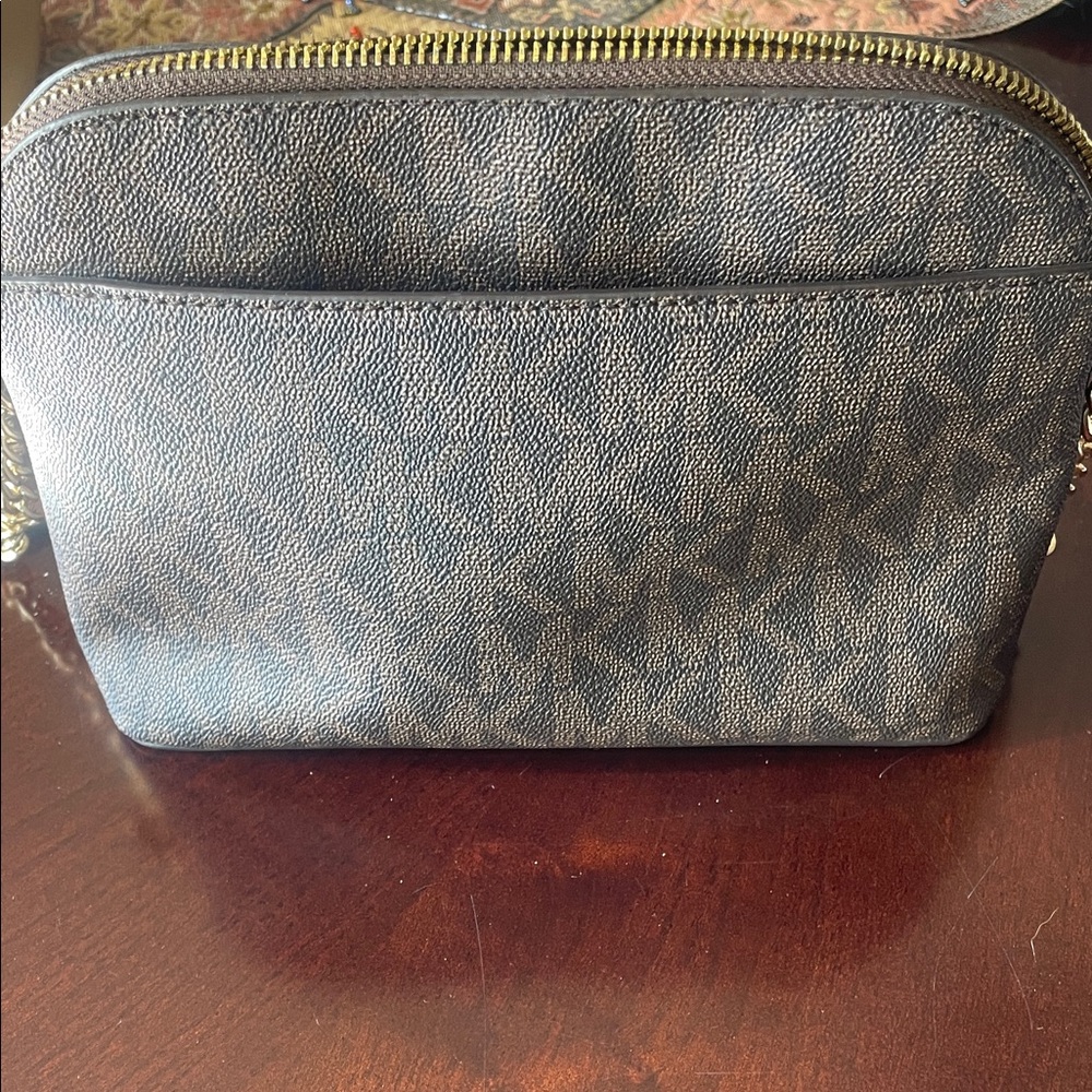 Michael Kors Black and Tan Crossbody Bag Set - Picture 3 of 14